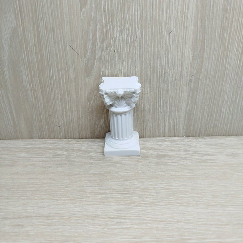 Miniature Corinthian column new, white resin