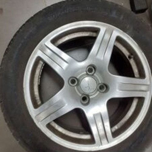 Fondmetal 16'' rims used, set of four with Continental 205/55R16 tires