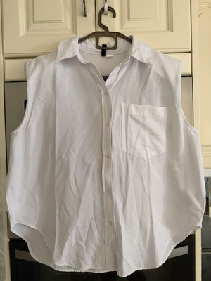 H&M oversized t shirt like new, chest 120 cm, with shoulder pads