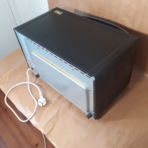 First Austria FA-5042-2 oven used, 1380W