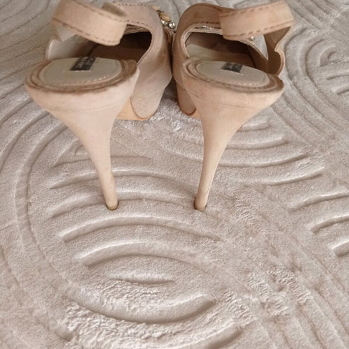 Zara peep-toe pumps size 41 like new, beige suede leather, 12 cm heel
