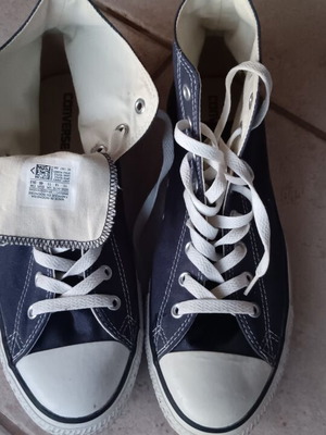 Converse athletic shoes like new, size 45.5, blue