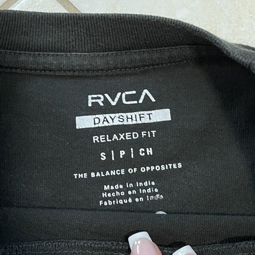 RVCA T-shirt, size Small, grey multicolor