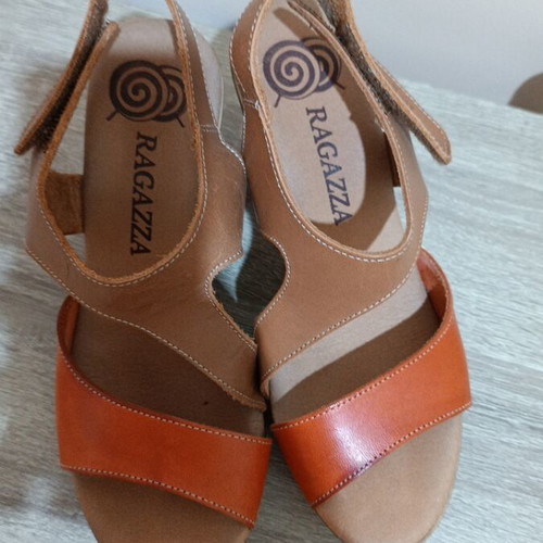 Ragazza Leather Anatomical Sandals Size 37 like new
