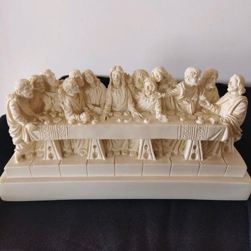 Last Supper alabaster figurine Jesus and 12 apostles