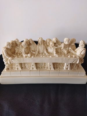 Last Supper alabaster figurine Jesus and 12 apostles