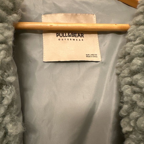 Sheepskin coat mint color size Large like new Pull & Bear