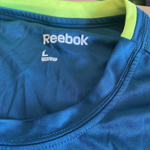 Reebok Sports Shirt L Like New
