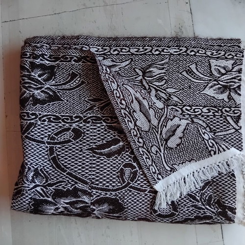 Wool sofa throw double-sided, like new