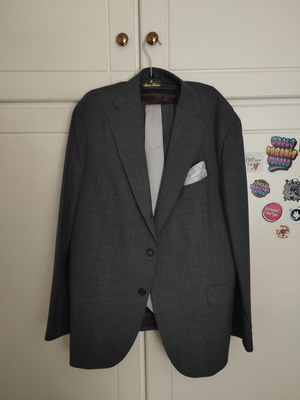 Brooks Brothers suit set like new, size 40R, gray