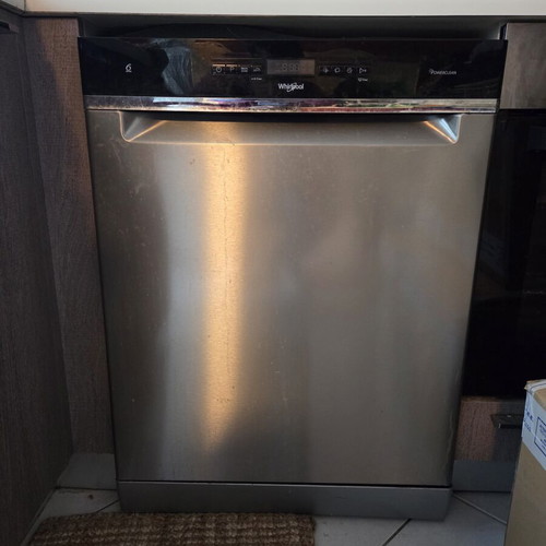 Whirlpool Powerclean dishwasher used, quiet with multiple programs