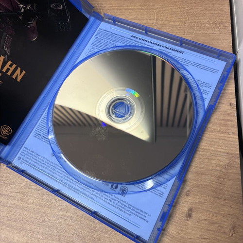 Mortal Kombat 11 PS4 game, like new condition