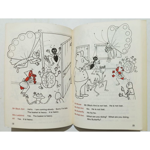 Mr Black Ant and Mrs Red Ant English learning book new