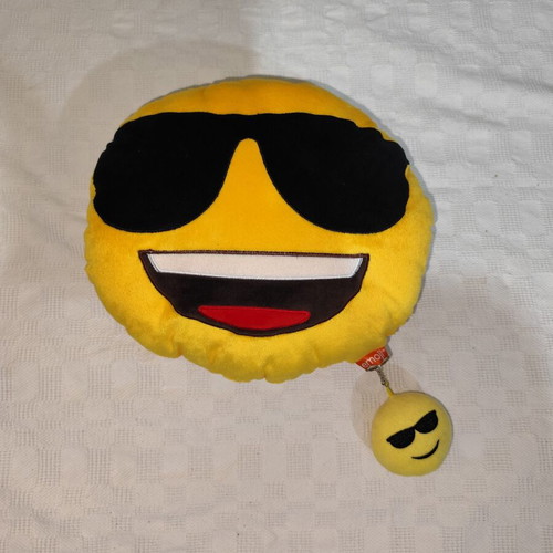 Emoji plush pillow used, 24 centimeters