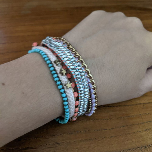Bracelet used with colorful rows