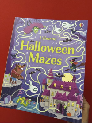 Βιβλίο Halloween Mazes από Usborne καινούργιο