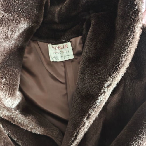 Synthetic fur like new, dark brown, size XL