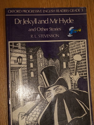 Dr Jekyll and Mr Hyde English book with notes