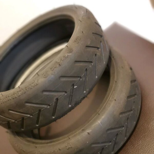 Xiaomi Pro wheels with inner tube 2 pcs new for scooter