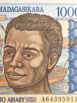 Madagascar 1,000 Ariary 1994 banknote like new