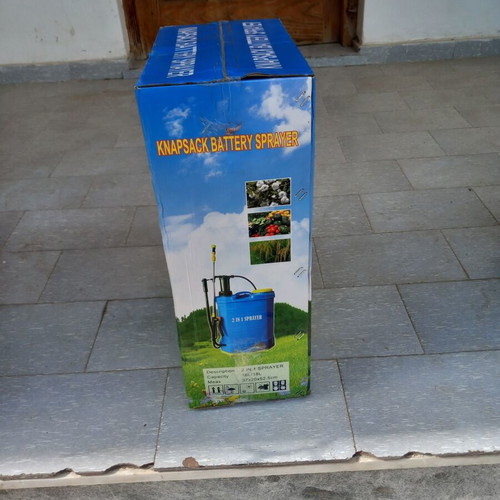 Knapsack battery sprayer garden new with battery