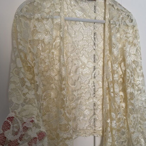 Lace top-jacket white with tie like new