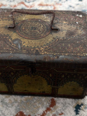 Antique Decorative Metal Tin Box with Carrying Handle