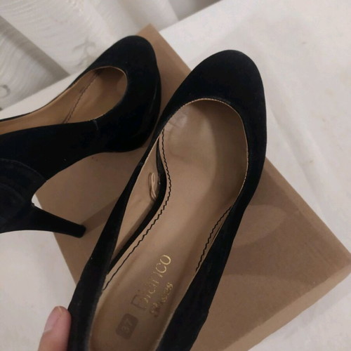 Blanco pumps size 37 used, black velvet texture