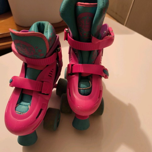 Rollers girl size 25.5-29 slightly used