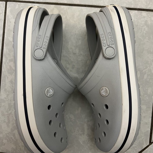 Crocs M8W10 clogs new, gray