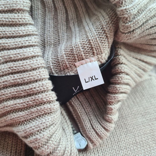 Visage New Zeland women's poncho sweater new, 100% merino wool, size L/XL