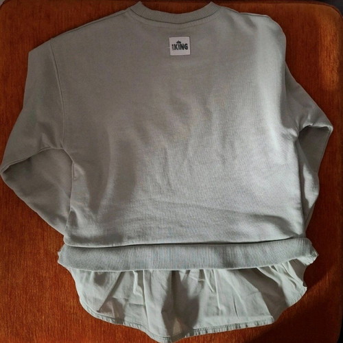 Lion King Zara sweatshirt like new, size 128 cm, purple