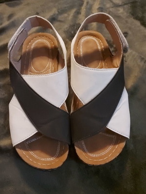 Summer sandals used, size 39, light and comfortable