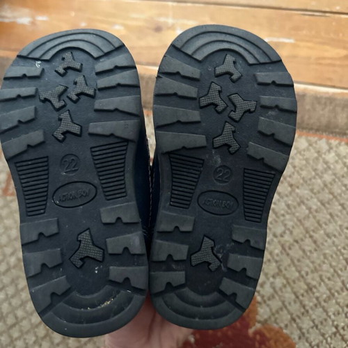 Action Boy baby snow boots no 22 used