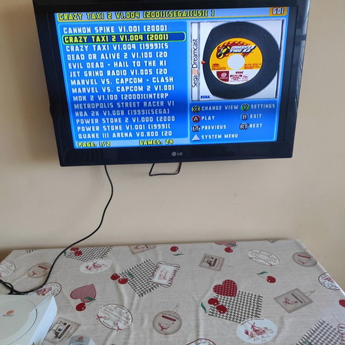 Sega Dreamcast console like new with 22 games and accessories