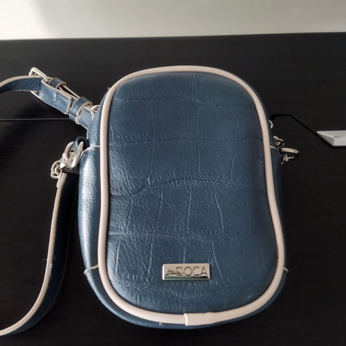Doca crossbody bag blue croco leather texture