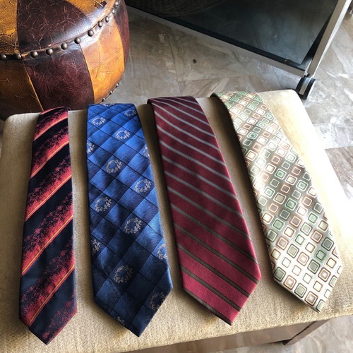 Men's ties new, pack of 4 multicolored