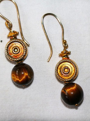 Gold earrings with tiger's eye and 22K gold-plated clasp new