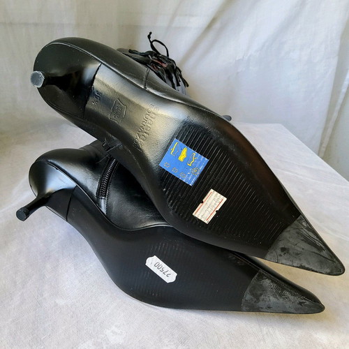 Bournazos vintage y2k deadstock leather kitten heel boots