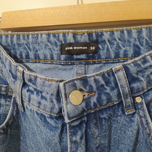 Pink Woman jean trousers size medium 38, new