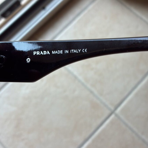 Prada sunglasses in excellent condition, black