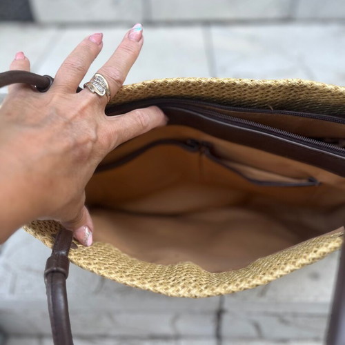 Large shoulder bag like new, yellow and brown