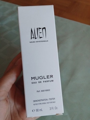 Alien Musc Mysterieux Mugler perfume 90 ml like new