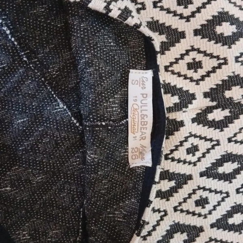 Crop top Pull & Bear like new, size S, black and white