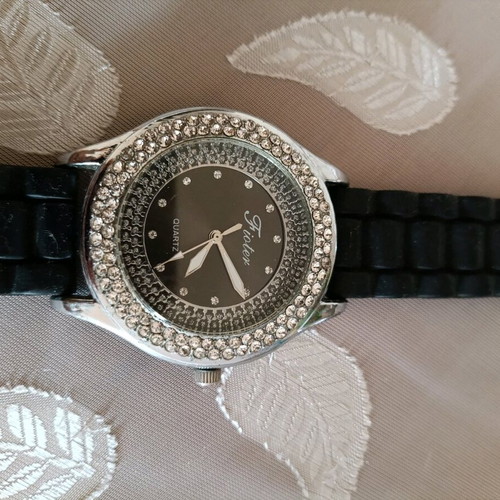 Women's watches like new, set of 3 pieces