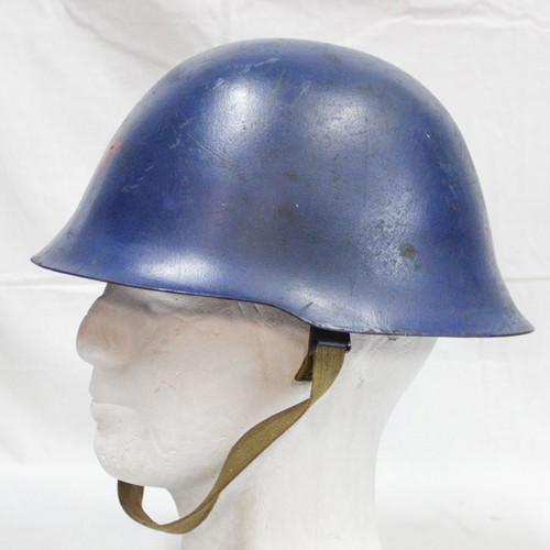 Yugoslavian Helmet 1990 used with Military Police Interior