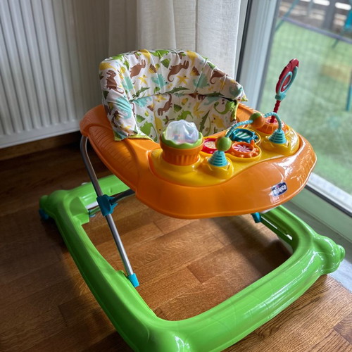 Chicco walker like new