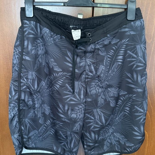 3 Guys men's swim shorts used, size L, black gray
