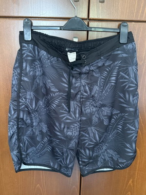 3 Guys men's swim shorts used, size L, black gray