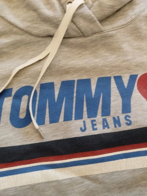 Tommy Hilfiger sweatshirt gray size Small like new